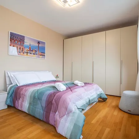 Venice Friends Bed & Breakfast Mestre